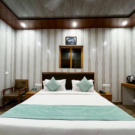 The White Oak Corbett Spa & Resort رامناجار المظهر الخارجي الصورة